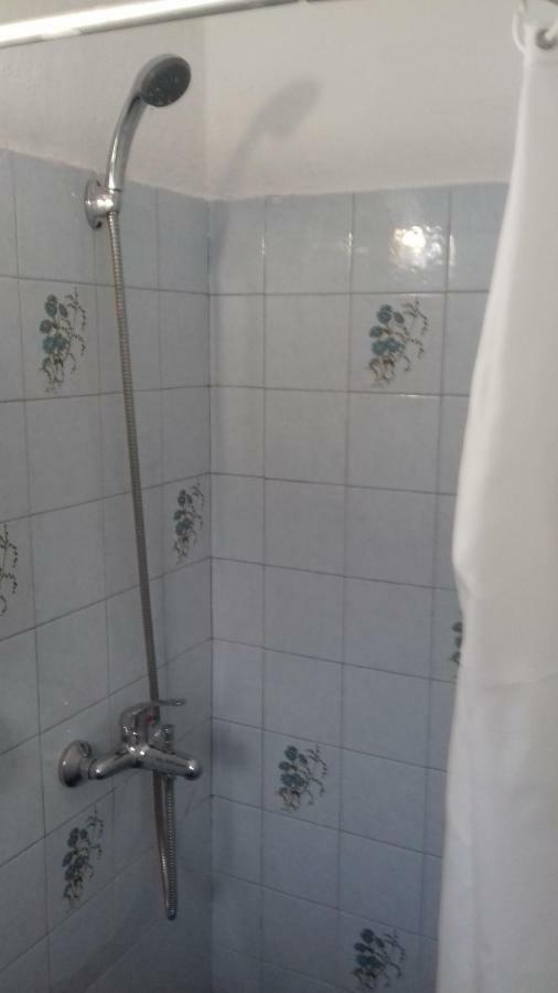 Full House Kavos Hotel Bagian luar foto